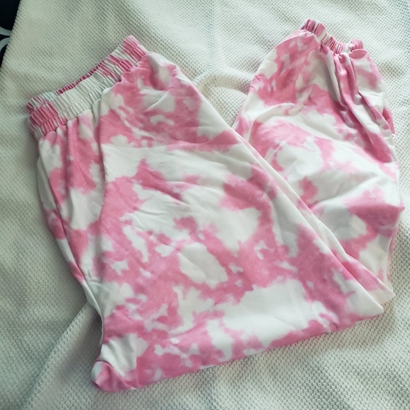 2/20 Plus tie die sweatpants 1x - Picture 3 of 5
